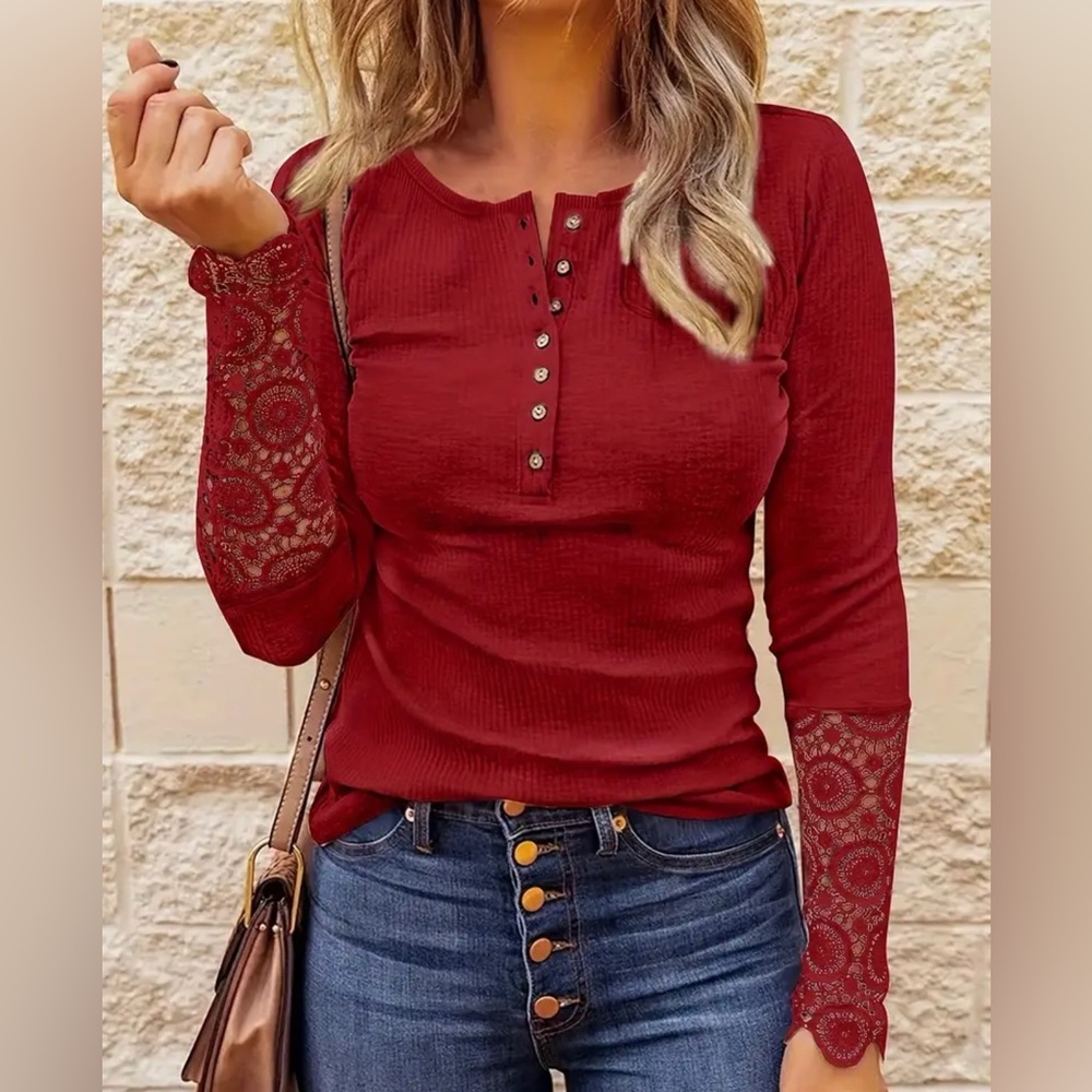 SO CHIC BOUTIQUE LONG BELL SLEEVED TEE - Picture 4 of 4